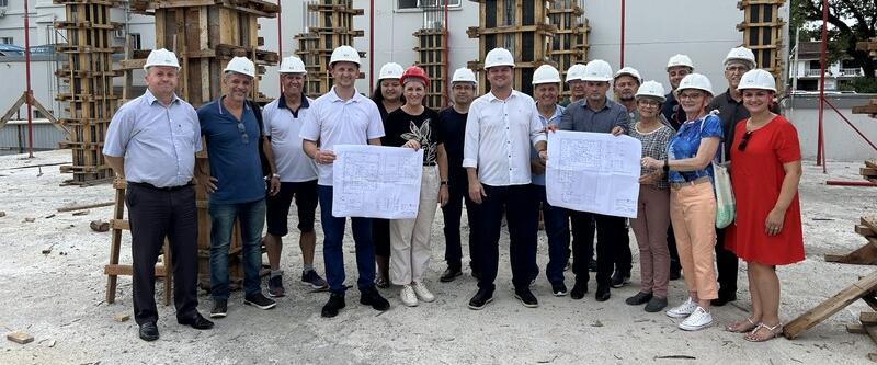 Conquista Regional: Presidente da AMZOP visita obra do setor de Oncologia no HDP em Frederico Westphalen